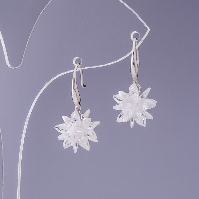 Brincos com cristais brancos «Flocos de Neve», diâmetro 12mm, comprimento 2,5 cm