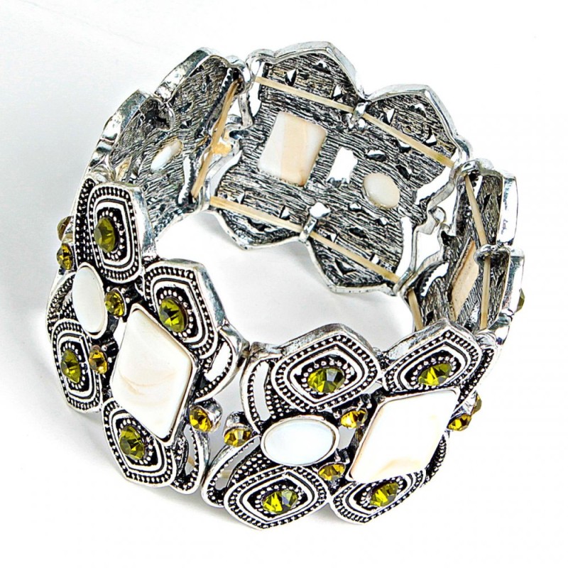 Pulseira com aplicação de madrepérola
