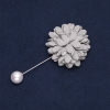 Broche-alfinete com flor de tecido "Crisântemo", diâmetro 4cm, comprimento 9cm